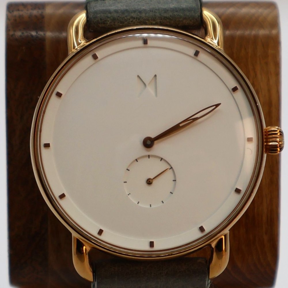 MVMT Gold Revolver Watch- Clean and Fresh Look- Excellent Shape
